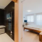 Haus Bor *