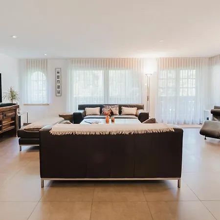 Haus Bor Апартаменты *